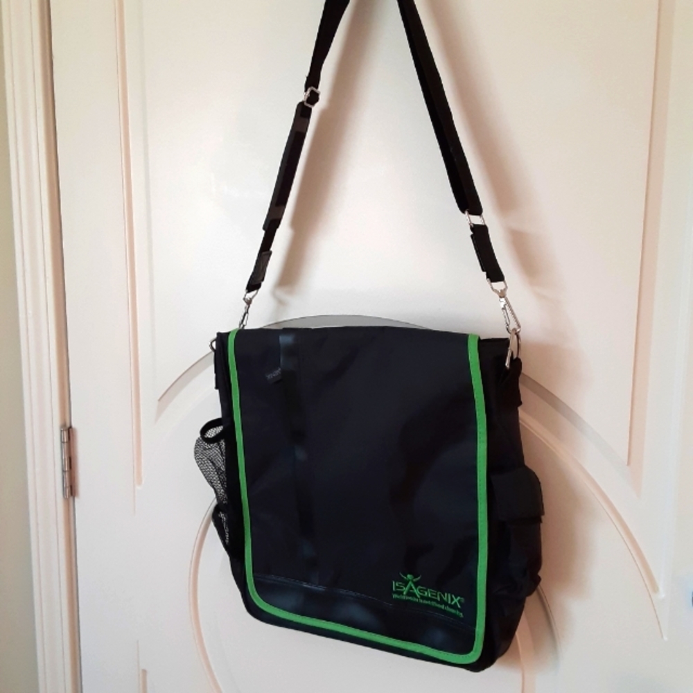 Isagenix Messenger Bag Multiple Storage Organization Crossbody Black Green